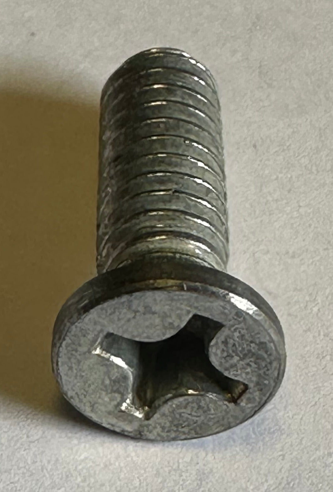 SPECIAL PHILLIPS WASHER USED ON HINGE FOR 1970-1971 TORINO LOUVER INSTALLATION