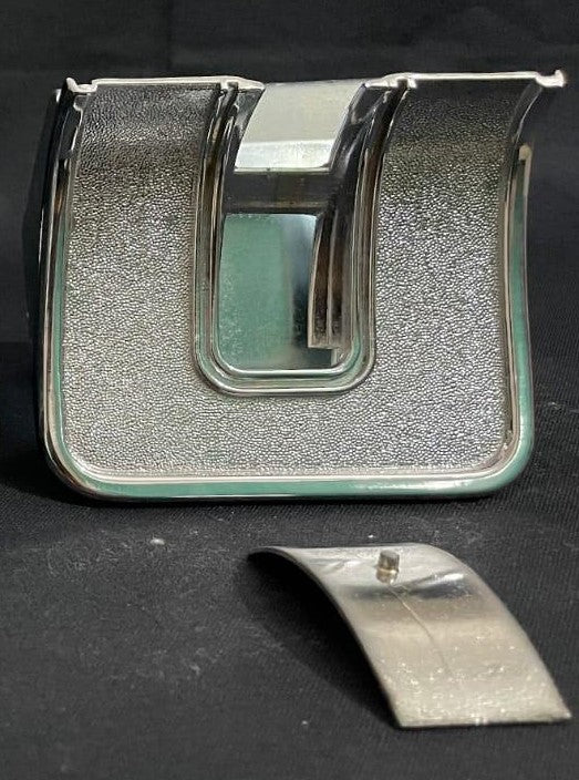 FRONT CONSOLE ASHTRAY DOOR