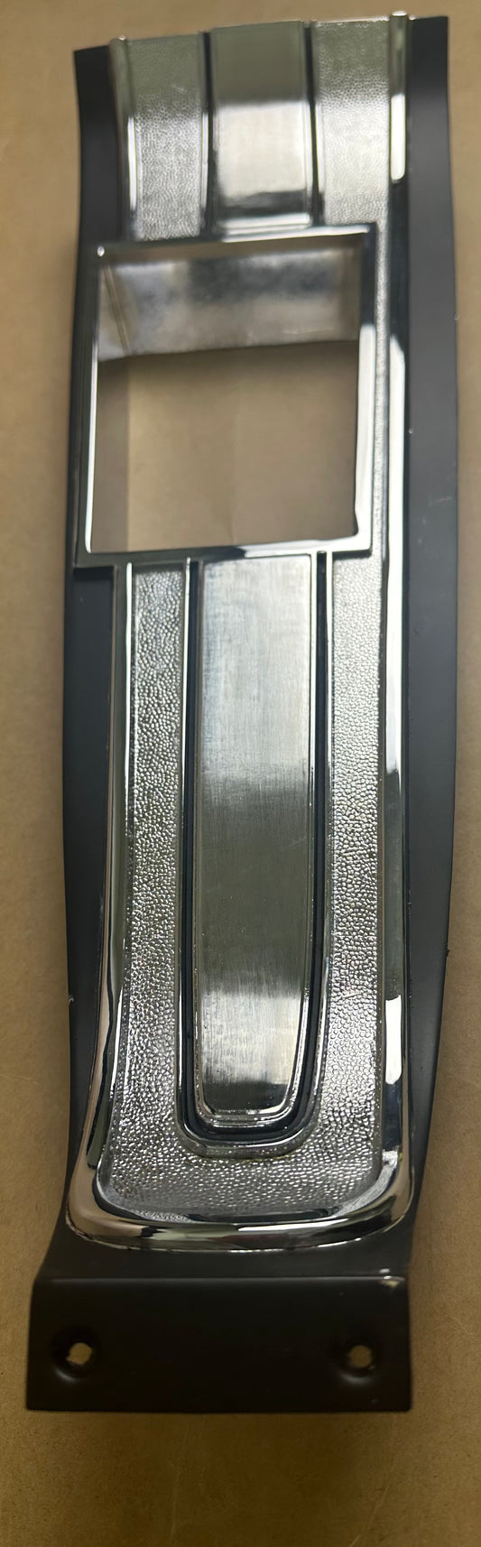 1968-1969 4 SPEED CONSOLE SHIFTER PLATE