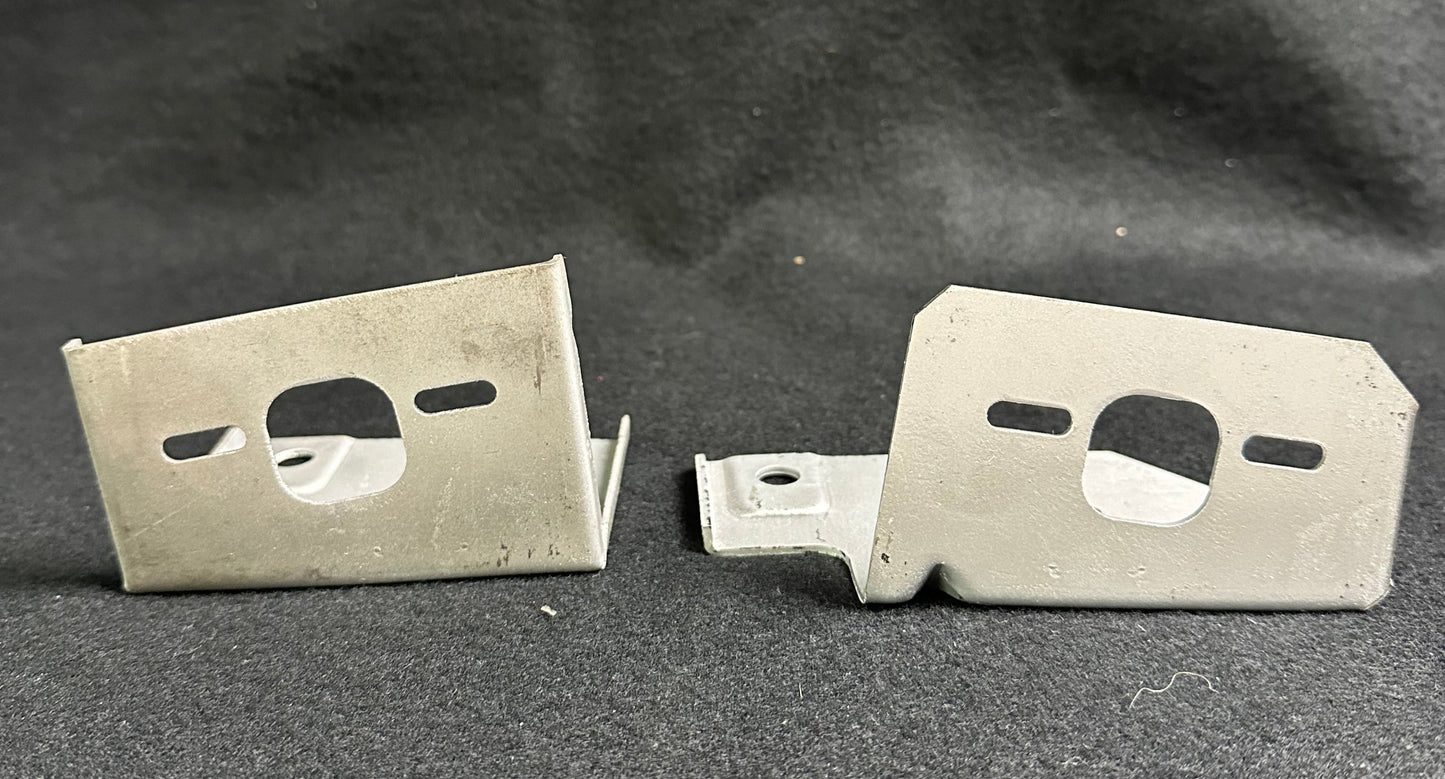 1970-1971 TORINO TWIST LOCK BRACKETS